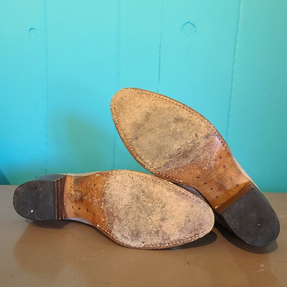 Frye Deborah Cut Stud Boot - Size 9 - Picture 4 of 6